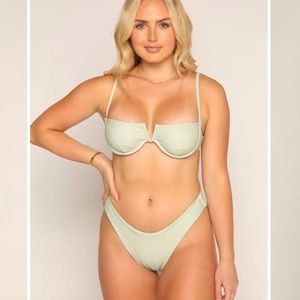 Sunny Bunny green bikini